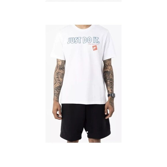 NEW Nike Just Do It Logo JDI Shoebox‎ HBR Tee Shirt White DD3365-100 Size Medium - Picture 1 of 5